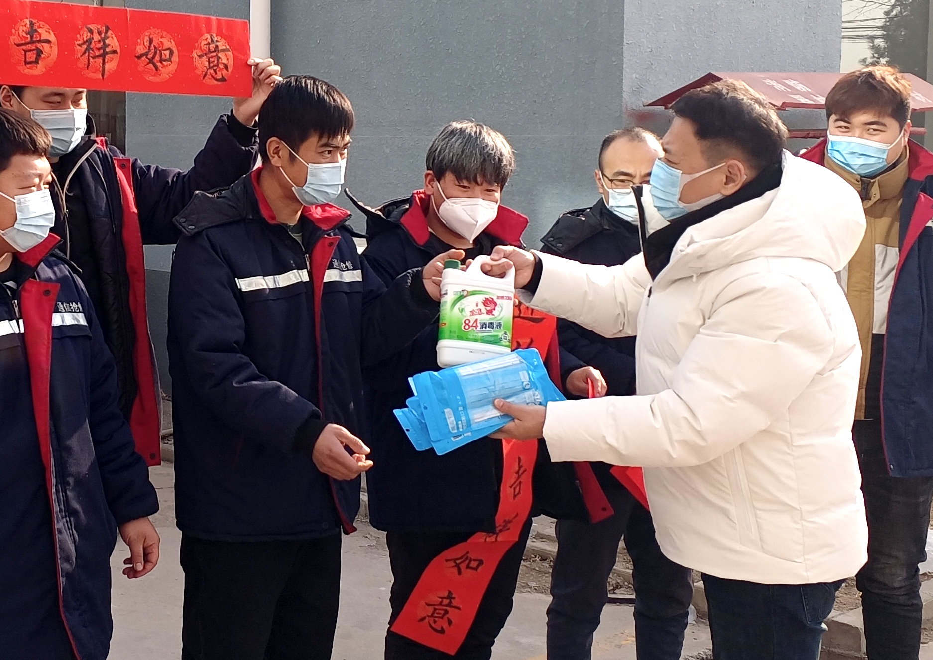 節前安全防疫檢查  駐地慰問留京員工 